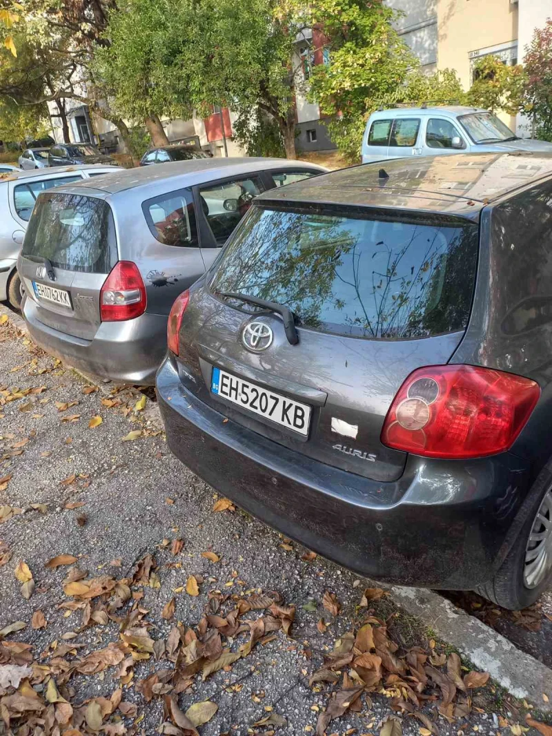 Toyota Auris, снимка 4 - Автомобили и джипове - 52368780