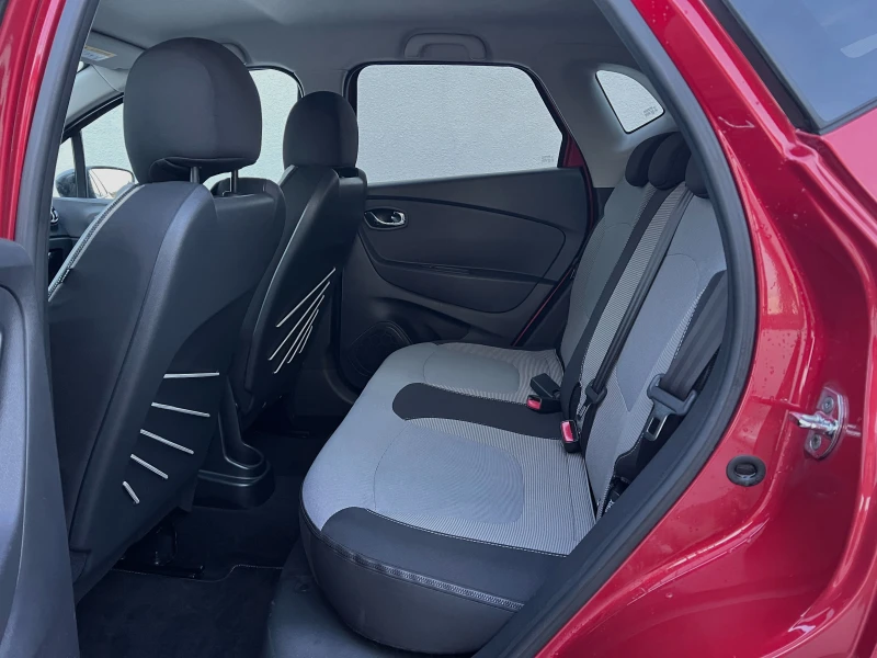 Renault Captur 1.5dCi Euro6 = 57000km= Automatic, снимка 13 - Автомобили и джипове - 52841872
