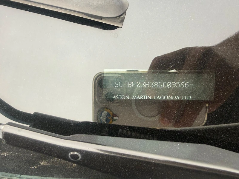 Aston Martin Vanquish СЕРВИЗЕН* ТОП ЦЕНА* * , снимка 9 - Автомобили и джипове - 53098609