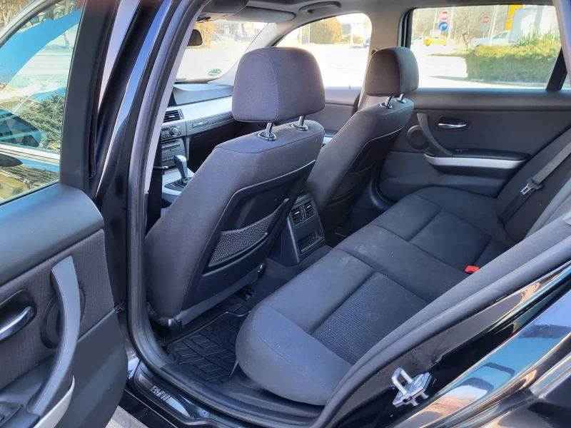 BMW 325 Facelift , снимка 11 - Автомобили и джипове - 53273666