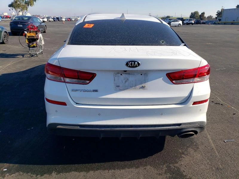 Kia Optima 2.4L 4 Front-wheel Drive, снимка 7 - Автомобили и джипове - 53680904