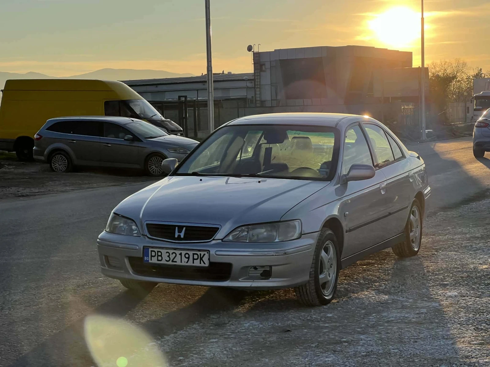 Honda Accord 1.6i, снимка 1