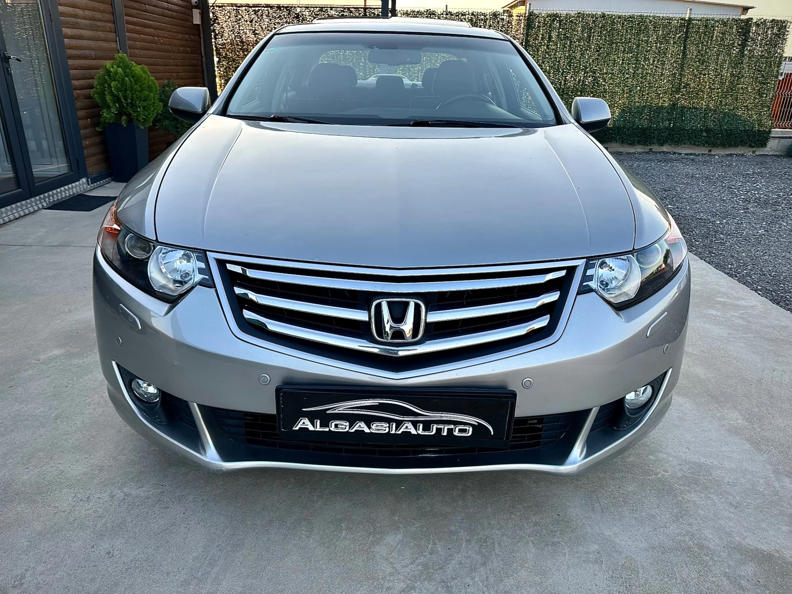 Honda Accord 2.0 i-VTEC* XENON* AUTO - изображение 7