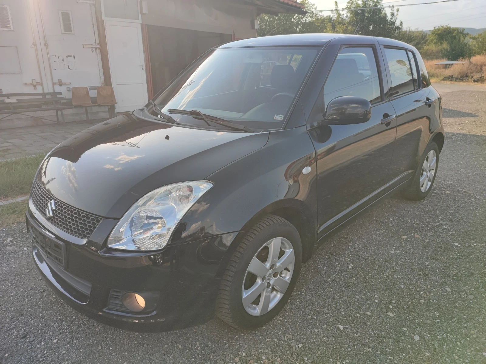 Suzuki Swift 1.3 FACE 4x4 - изображение 3