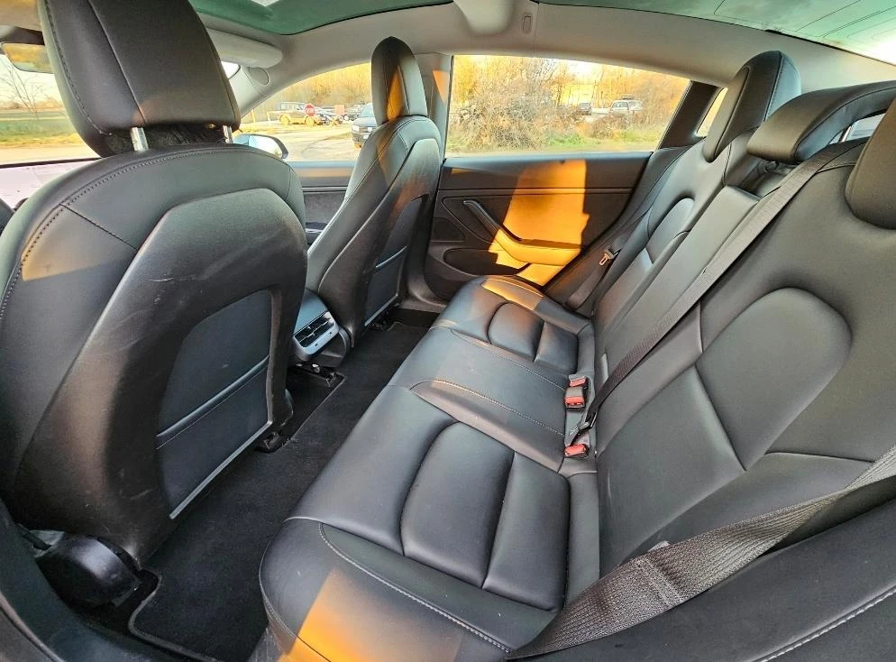 Tesla Model 3  44   | Mobile.bg   14