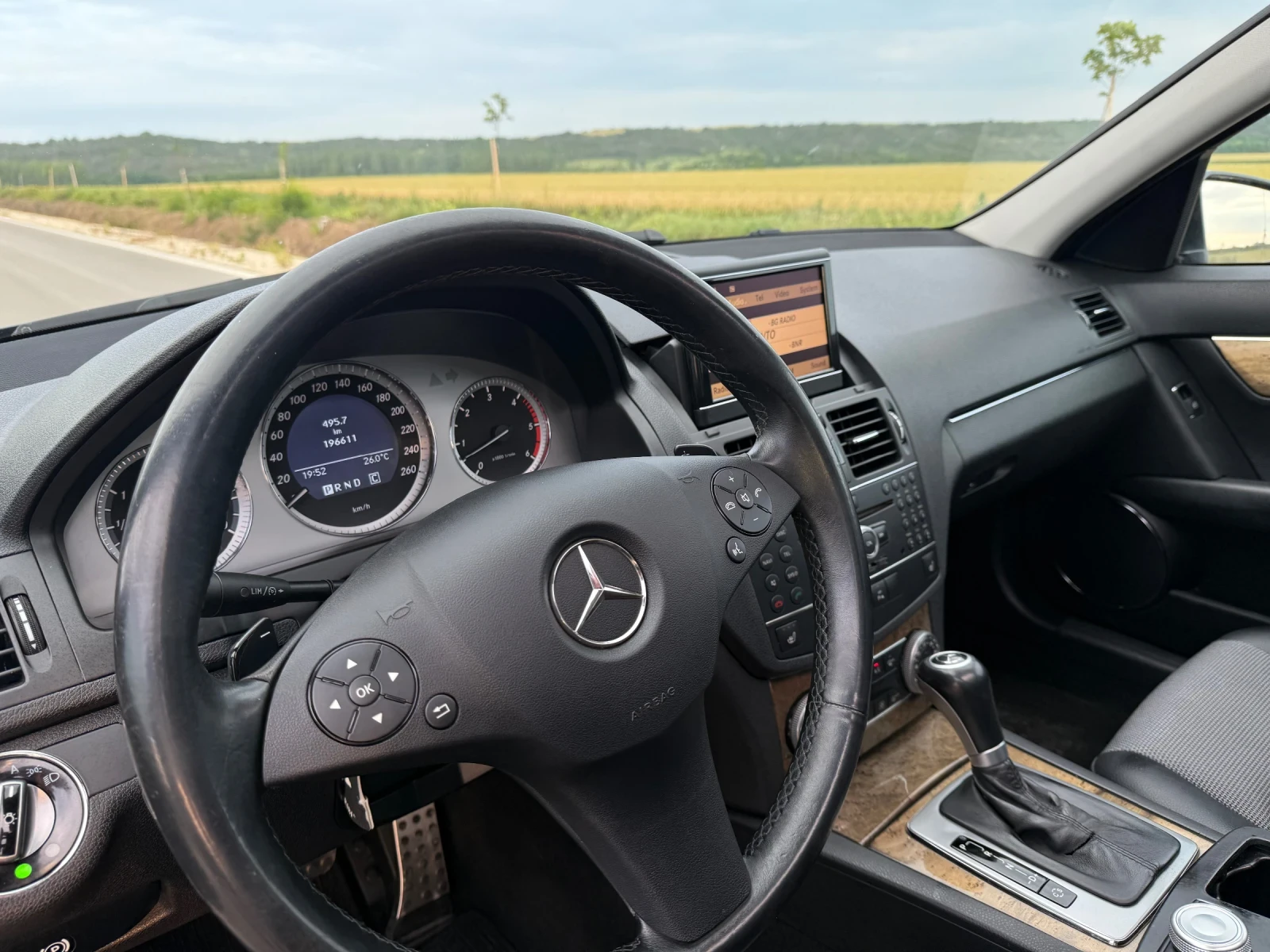Mercedes-Benz C 320 * Панорама* 4Matic* Avangarde - изображение 9