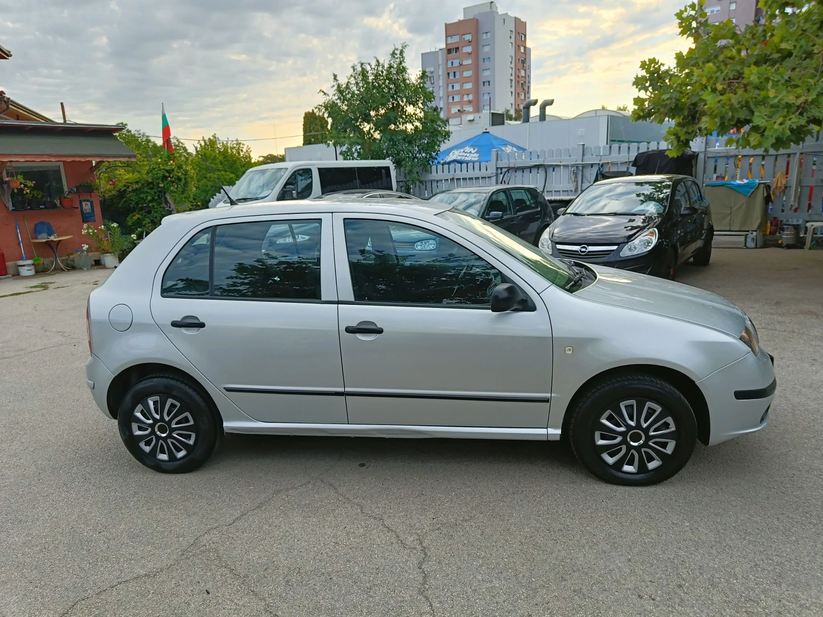 Skoda Fabia 1.4 BARTER 80 - изображение 4