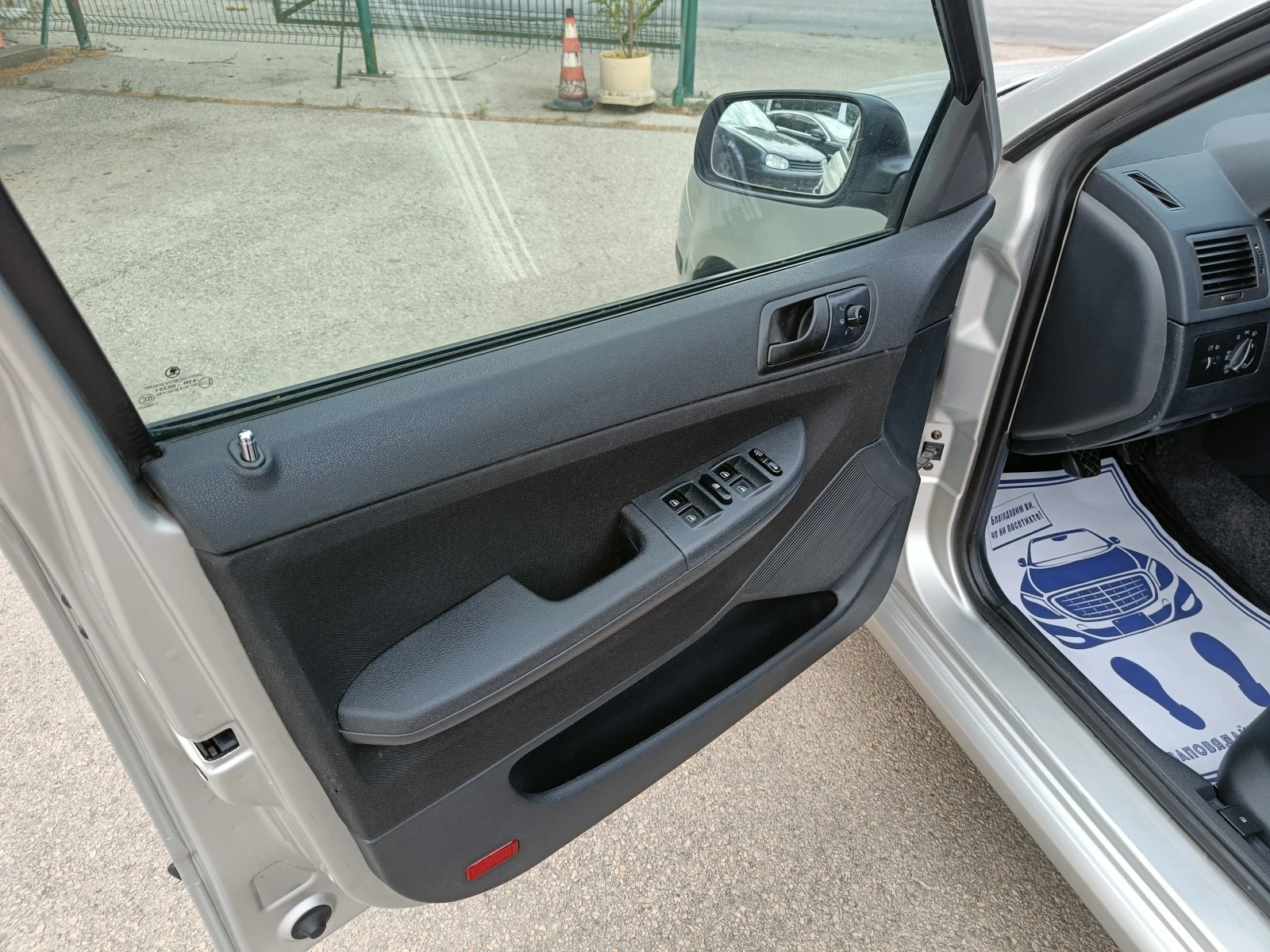 Skoda Fabia 1.4 BARTER 80 - изображение 10