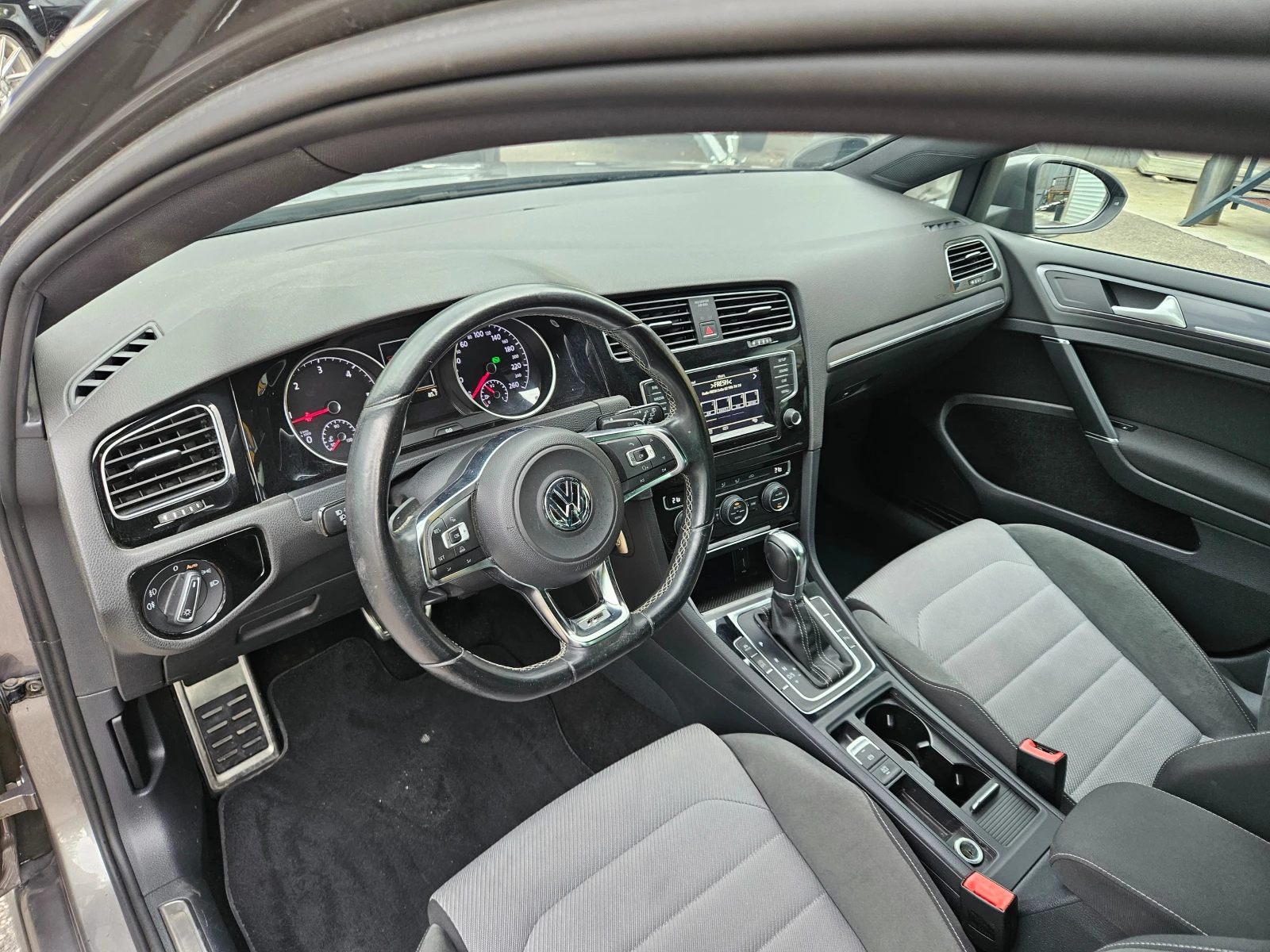 VW Golf R-line -DSG-1.6TDI-  | Mobile.bg   13