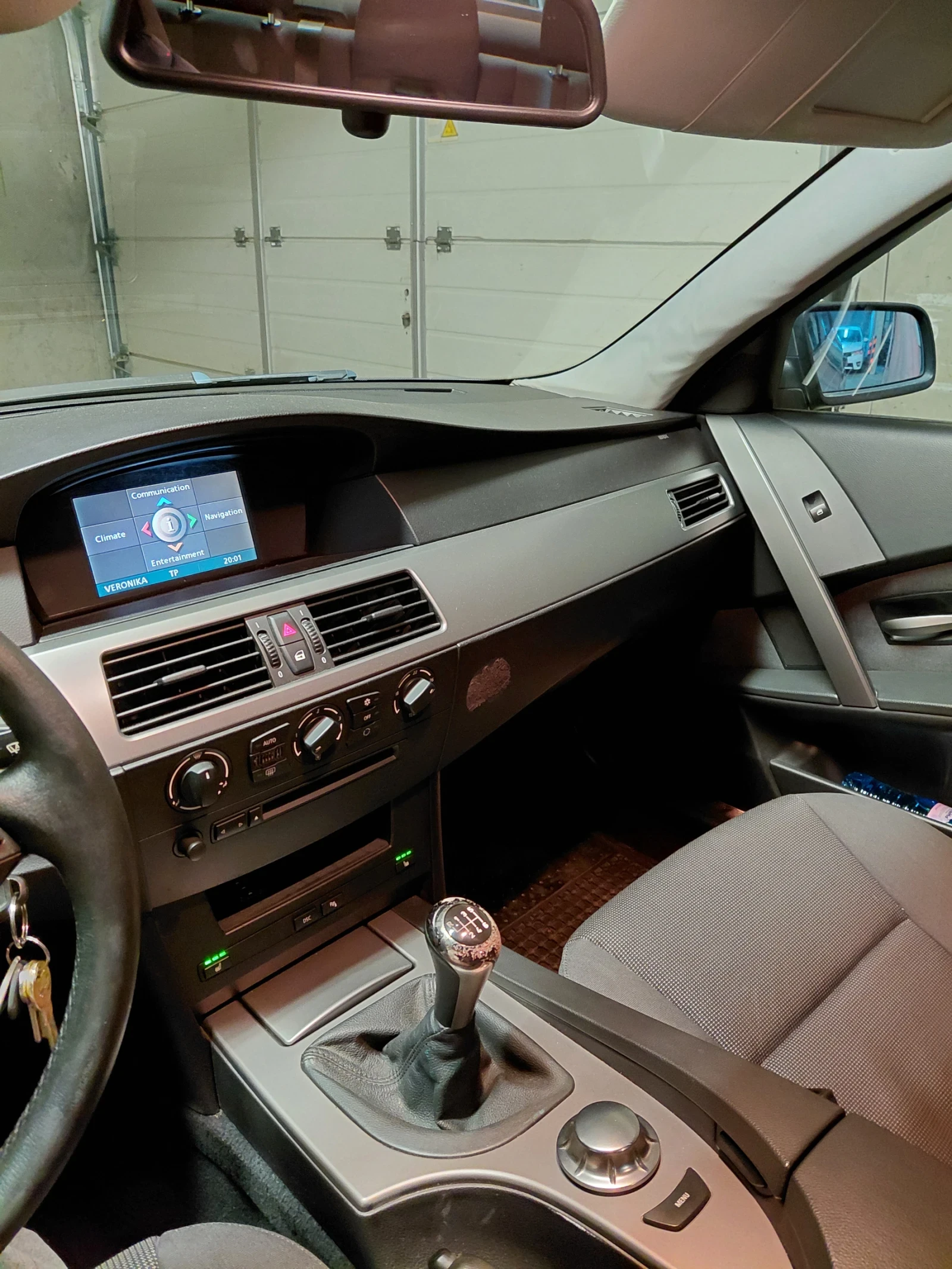 BMW 520  - изображение 6