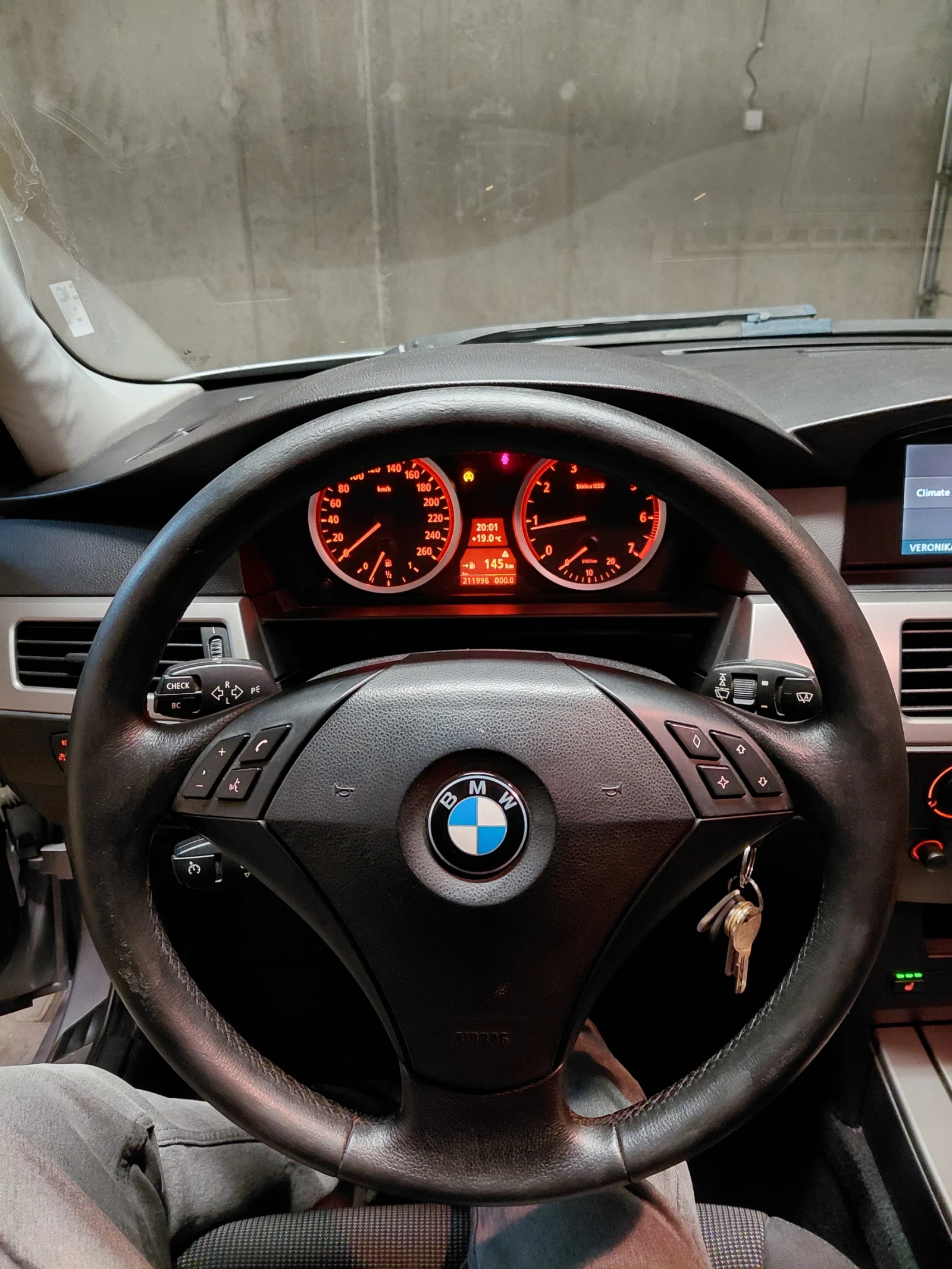 BMW 520  - изображение 5