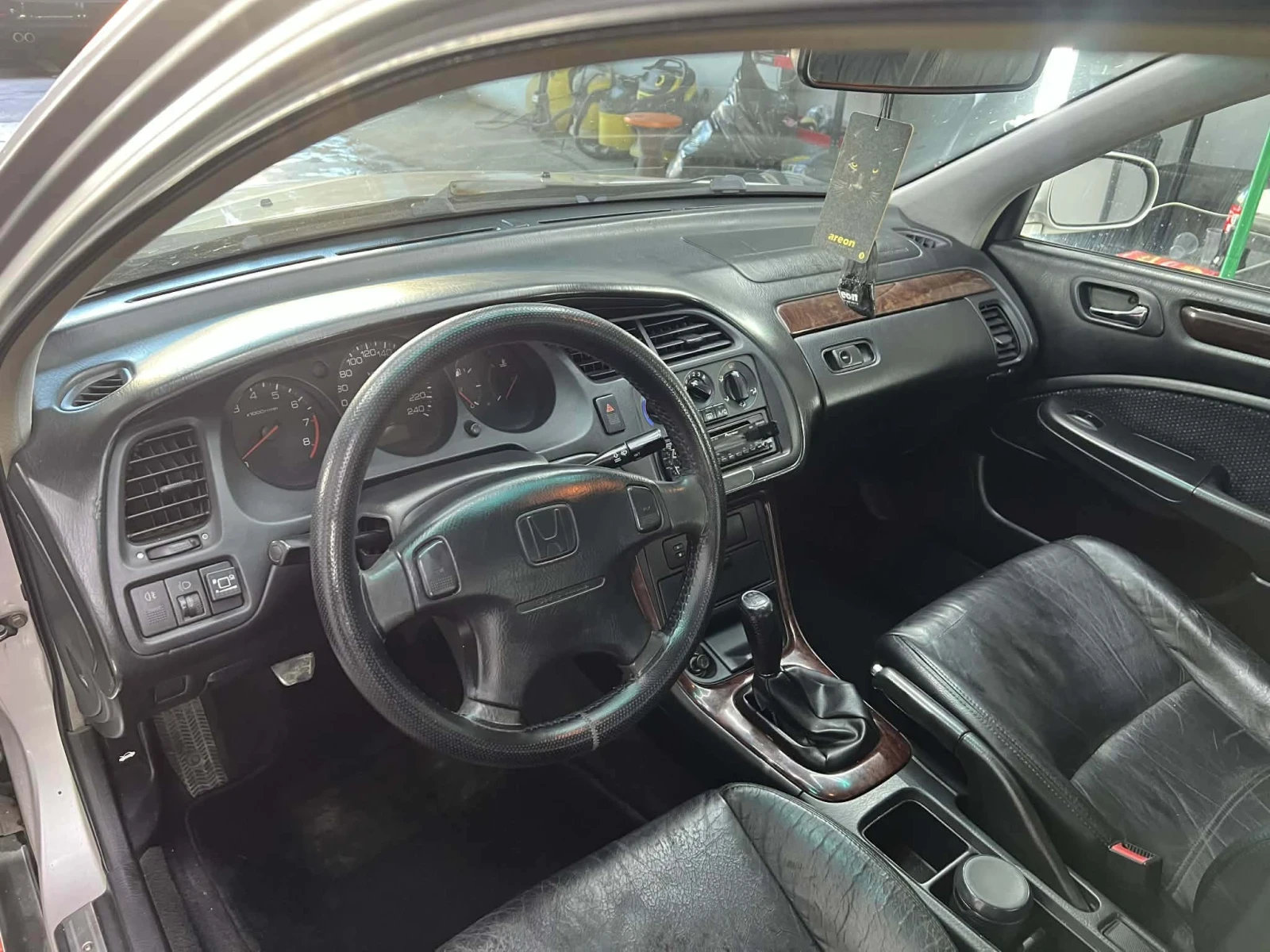 Honda Accord 1.6i - изображение 10