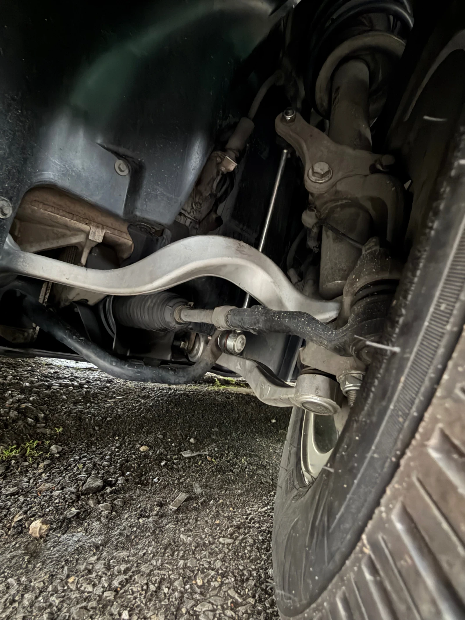 BMW 525 Вакум/безкл/динамик/ауто/нави/дис/, снимка 4 - Автомобили и джипове - 54058134