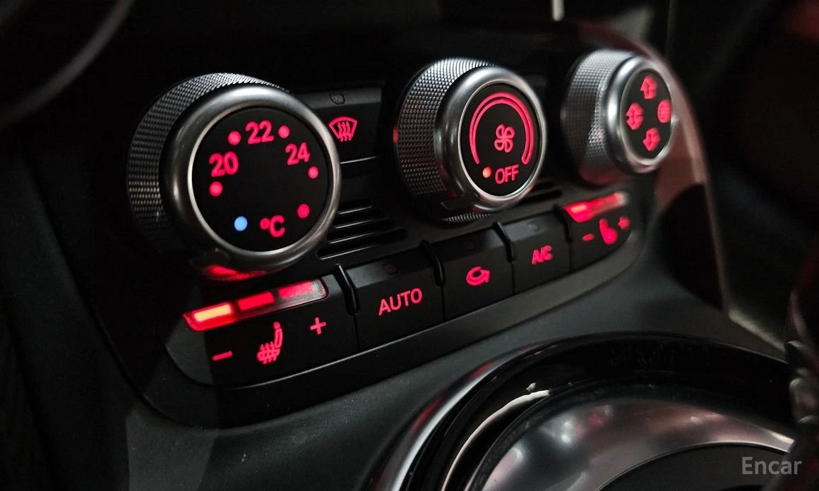 Audi R8 5.2 V10 COUPE* КОЖА* ПОДГРЕВ* , снимка 16 - Автомобили и джипове - 54169574