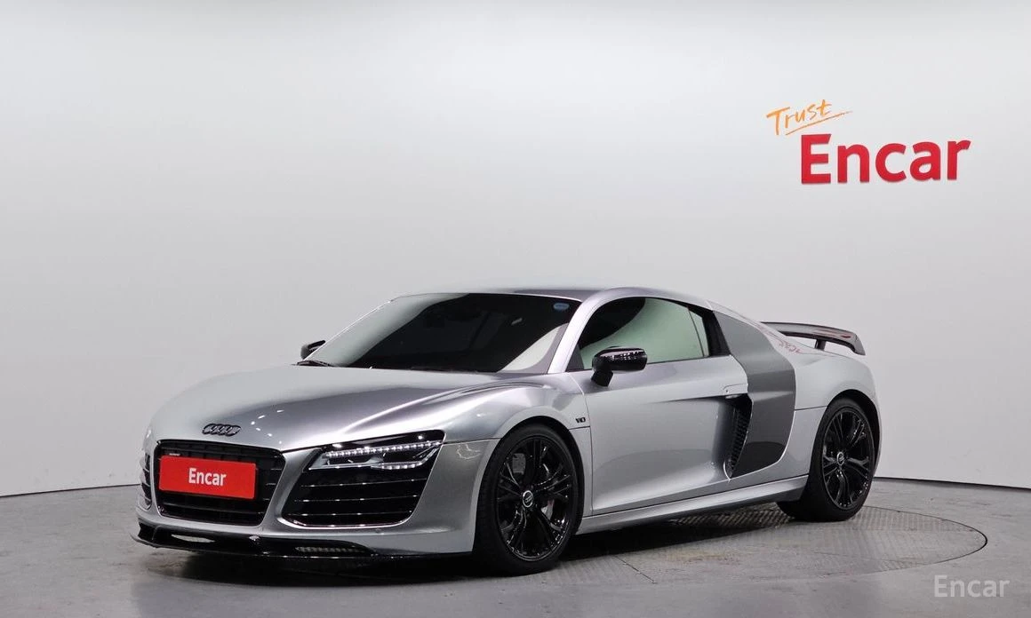 Audi R8 5.2 V10 COUPE* КОЖА* ПОДГРЕВ* 