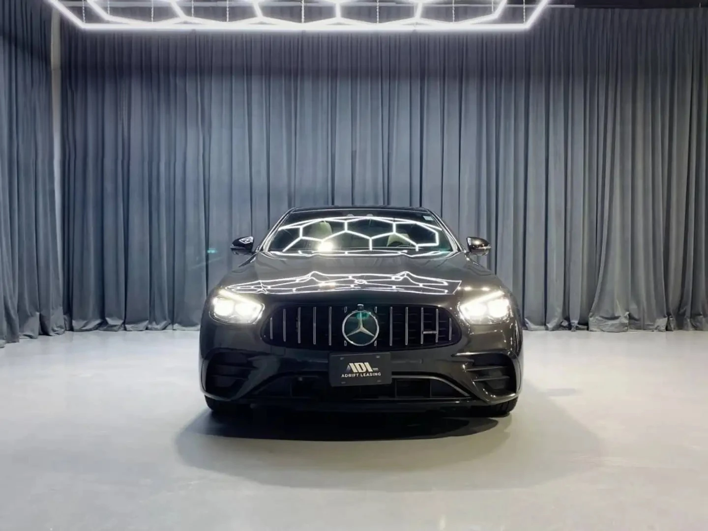Mercedes-Benz E 53 AMG * Без инциденти * CARFAX * Фиксирана цена до БГ * , снимка 2 - Автомобили и джипове - 54596078
