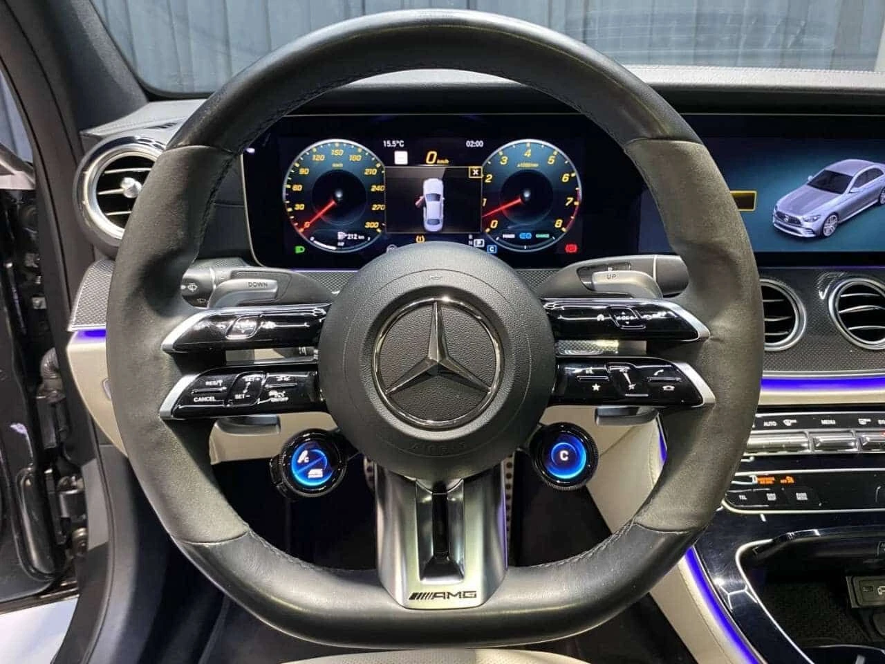 Mercedes-Benz E 53 AMG * Без инциденти * CARFAX * Фиксирана цена до БГ * , снимка 11 - Автомобили и джипове - 54596078