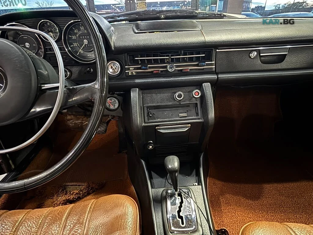 Mercedes-Benz 220 1972* OM615* , снимка 9 - Автомобили и джипове - 54959816