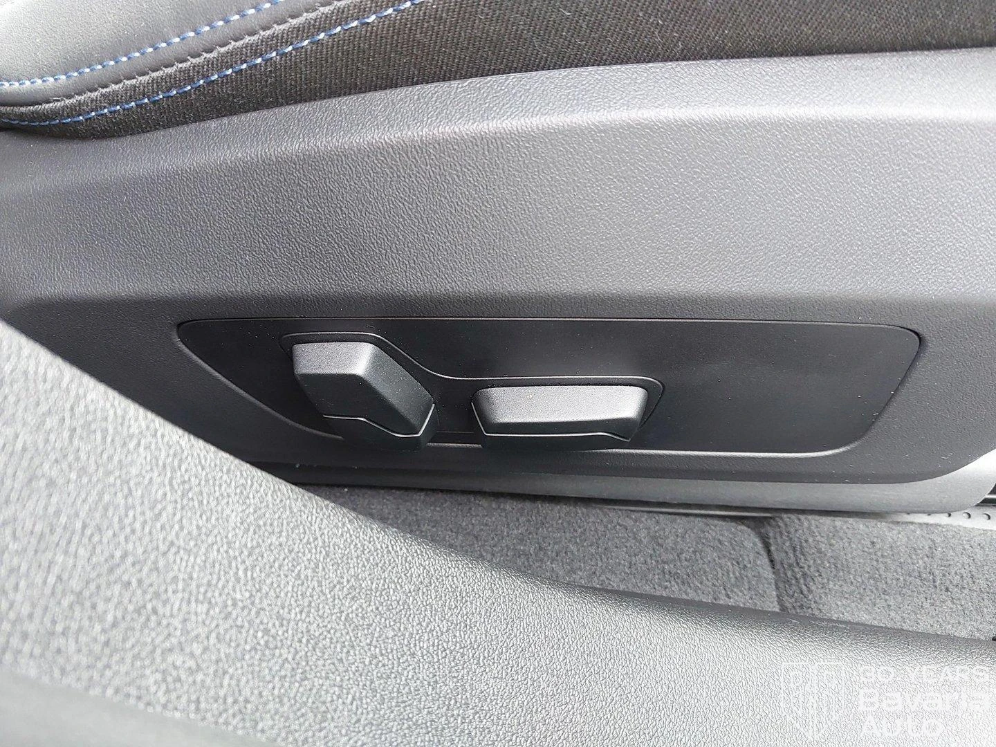 BMW 120 d M Spot Paket Steptronic, снимка 14 - Автомобили и джипове - 54970127