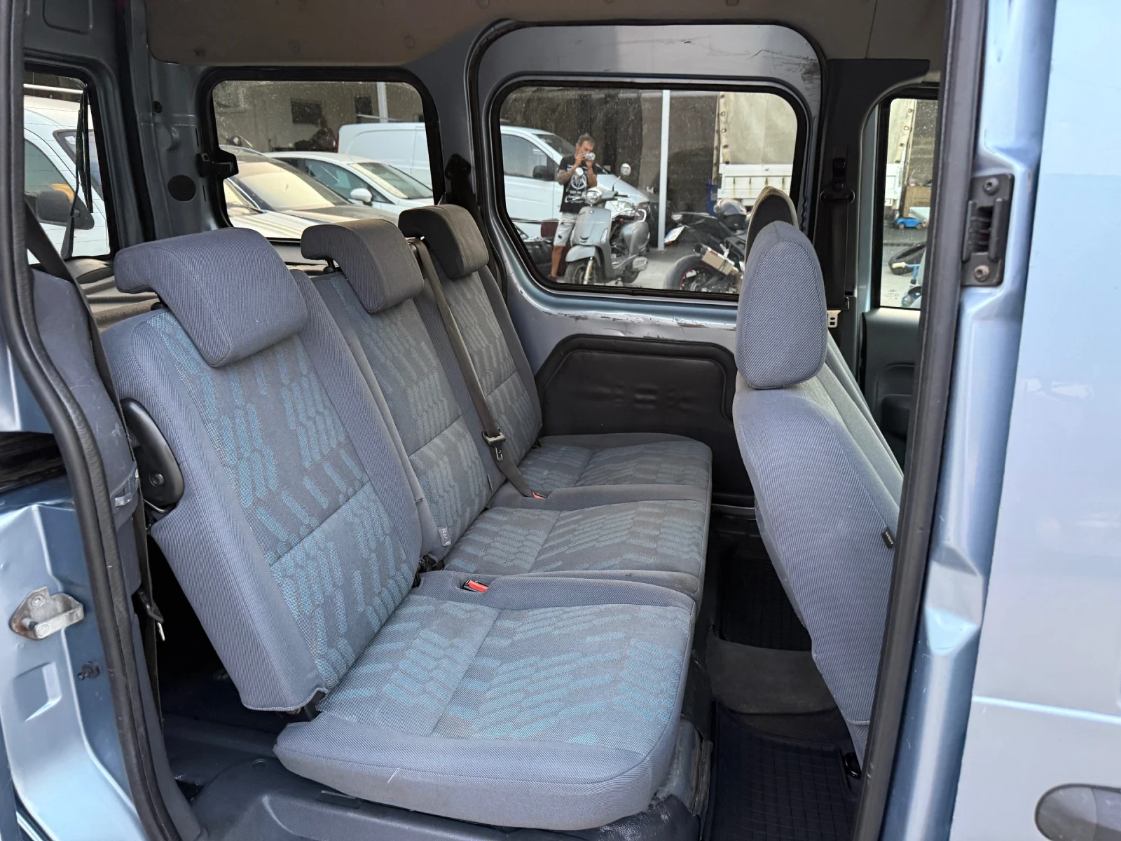 Ford Tourneo Connect 1.8TDI 110�.�. ������ | Mobile.bg � ����������� 13