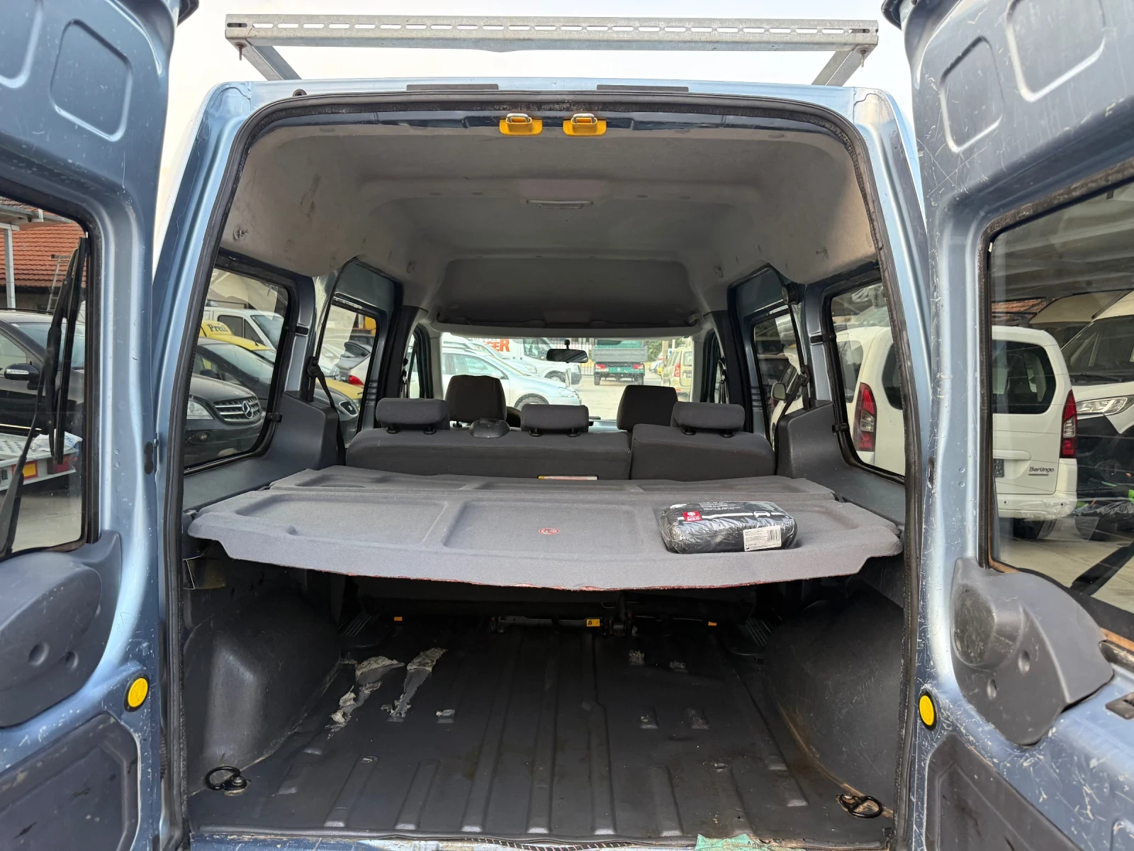 Ford Tourneo Connect 1.8TDI 110�.�. ������ | Mobile.bg � ����������� 16