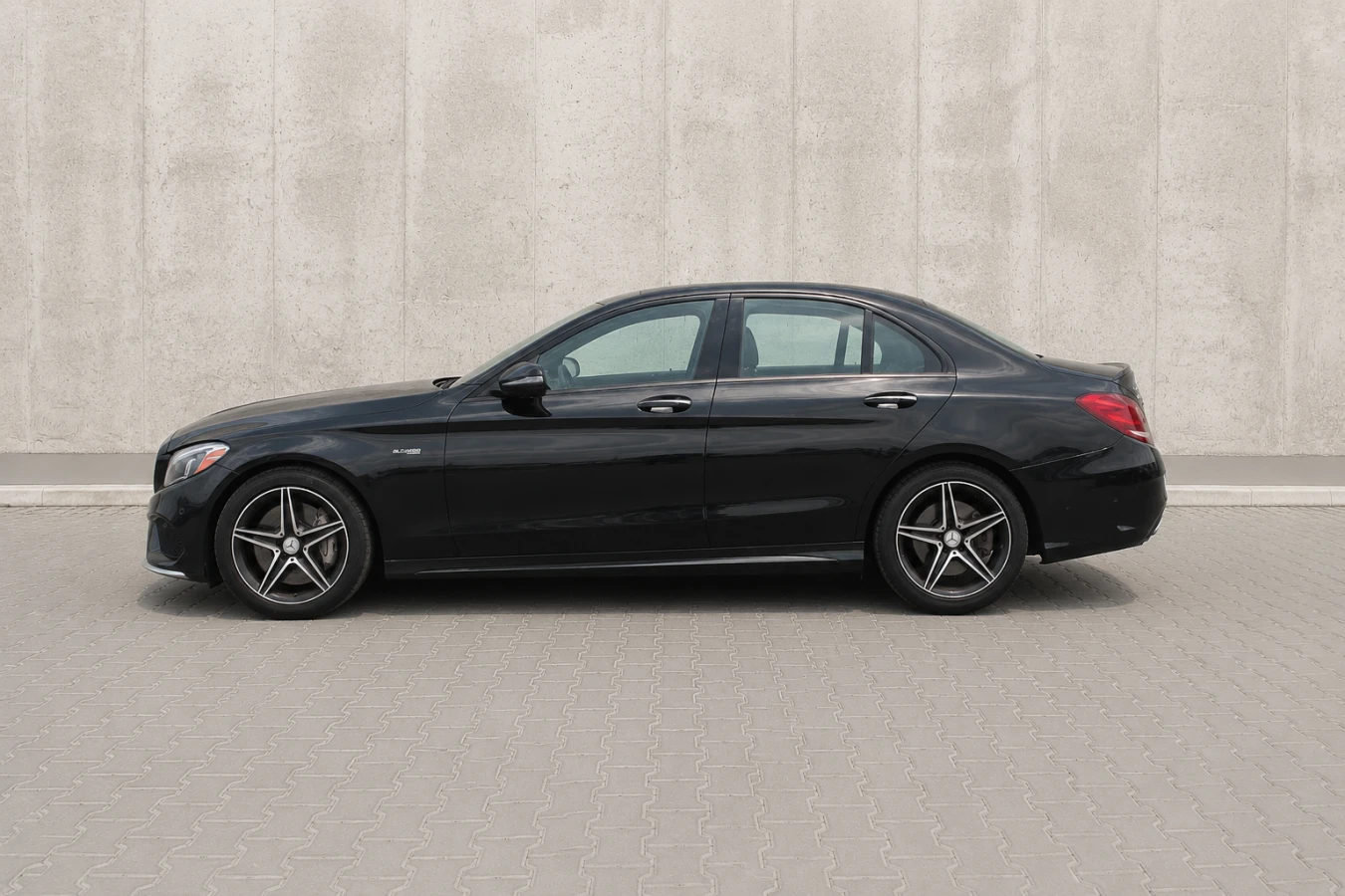 Mercedes-Benz C 43 AMG 4MATIC * Burmester * АвтоКредит (ЦЕНА ДО БГ), снимка 3 - Автомобили и джипове - 56187043