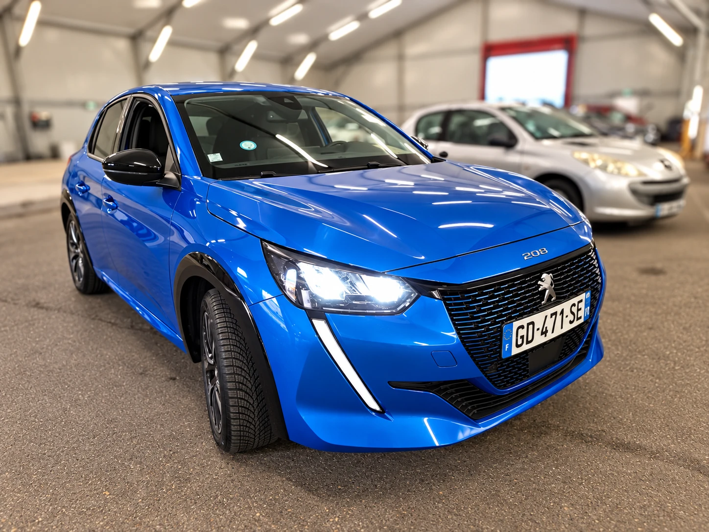 Peugeot 208 Allure Pack | 50 kWh | 11 kW | 2 ����� | ������ | Mobile.bg � ����������� 2
