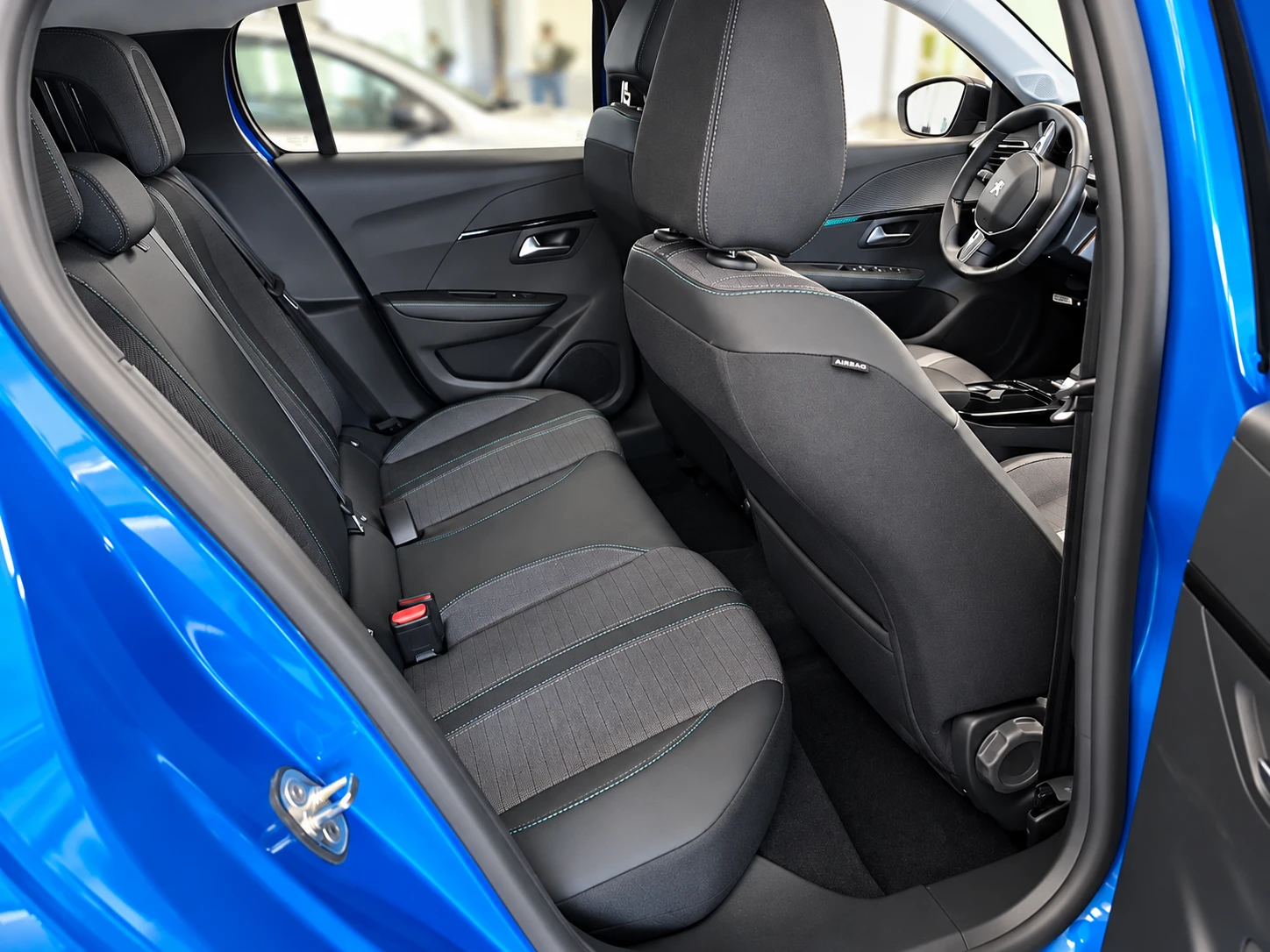 Peugeot 208 Allure Pack | 50 kWh | 11 kW | 2 ����� | ������ | Mobile.bg � ����������� 7