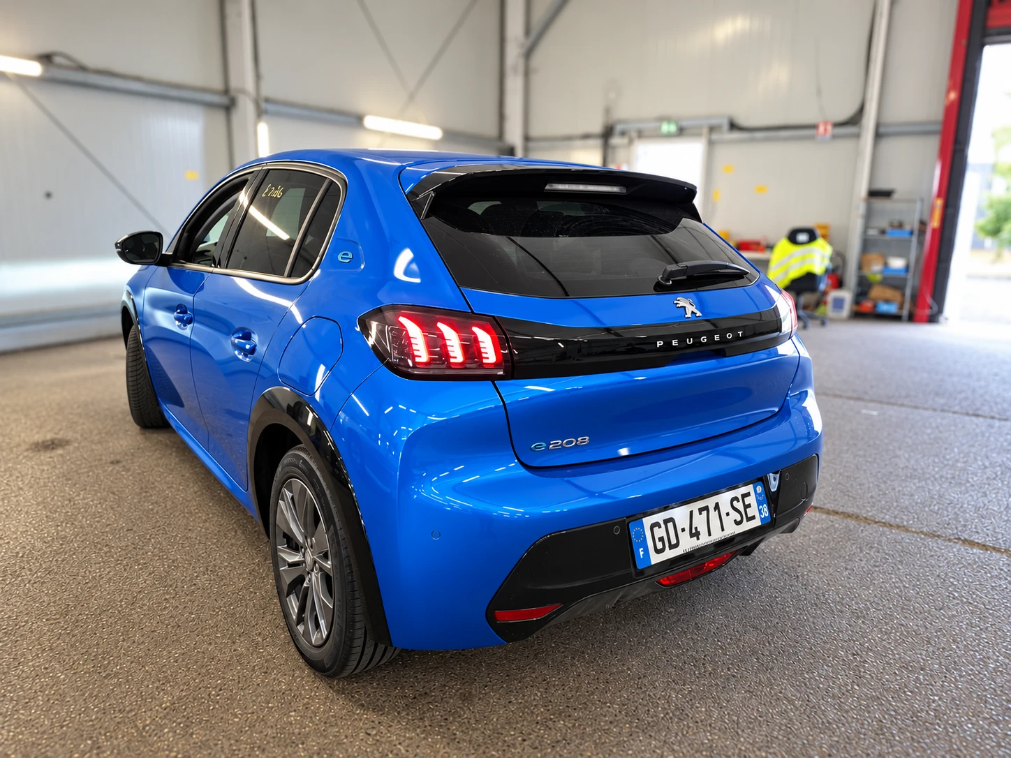 Peugeot 208 Allure Pack | 50 kWh | 11 kW | 2 ����� | ������ | Mobile.bg � ����������� 4