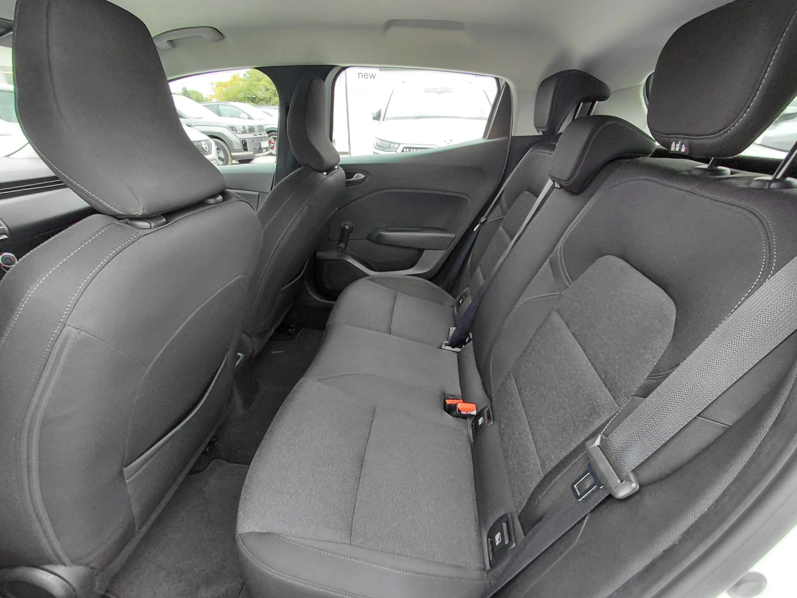 Renault Clio 1.0TCe /91k.c./6MT/Equilibre, снимка 15 - Автомобили и джипове - 56527687