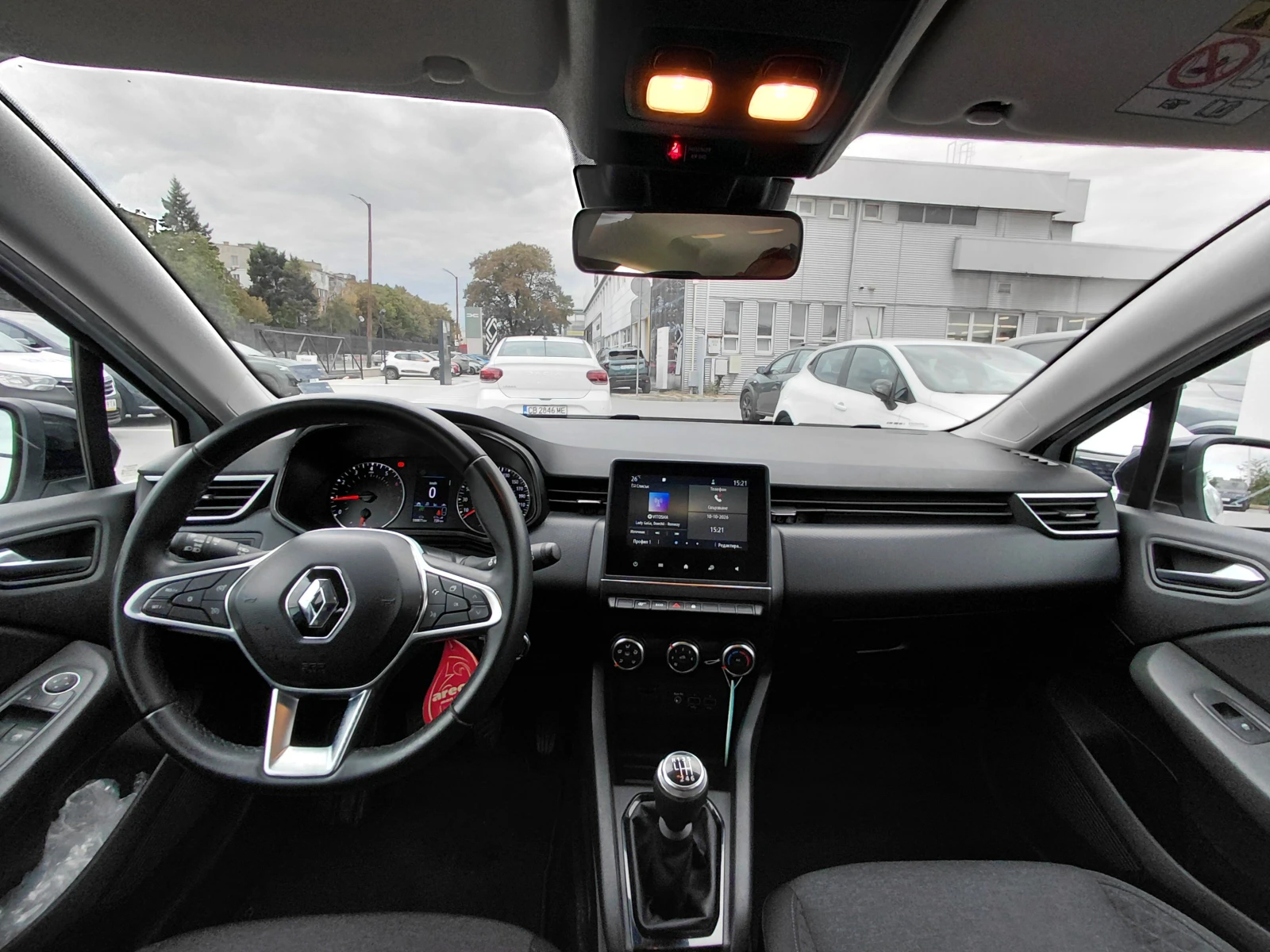Renault Clio 1.0TCe /91k.c./6MT/Equilibre, снимка 8 - Автомобили и джипове - 56527687