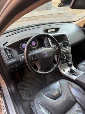 Volvo XC60 D5 AWD, снимка 9