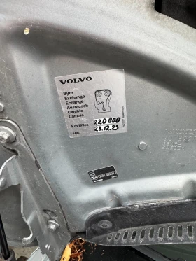 Volvo XC60 D5 AWD, снимка 3