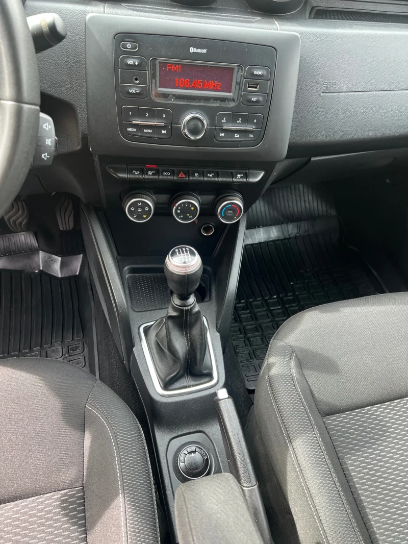 Dacia Duster * 1.5dci* 115hp* 4x4* ТАКСИ* , снимка 12 - Автомобили и джипове - 51115151