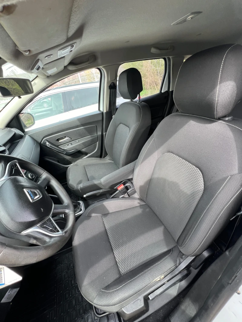 Dacia Duster * 1.5dci* 115hp* 4x4* ТАКСИ* , снимка 9 - Автомобили и джипове - 51115151
