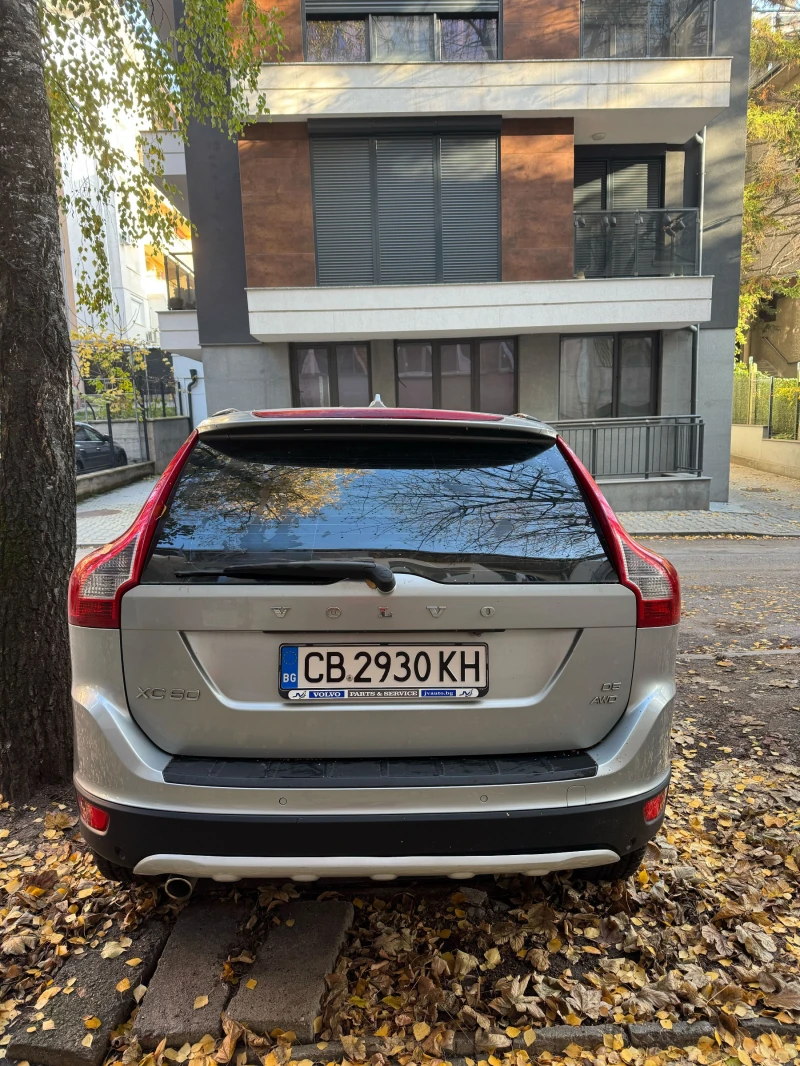 Volvo XC60 D5 AWD, снимка 7 - Автомобили и джипове - 53275039