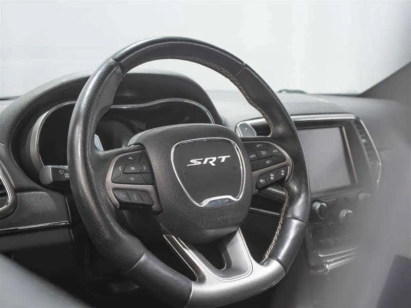 Jeep Grand cherokee 4X4 SRT CARFAX, снимка 7 - Автомобили и джипове - 55185998