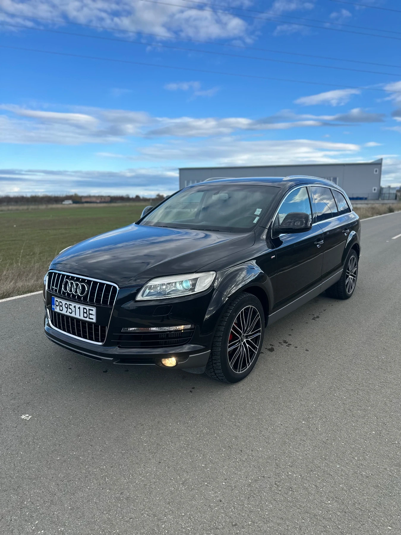 Audi Q7 6+ 1, снимка 1