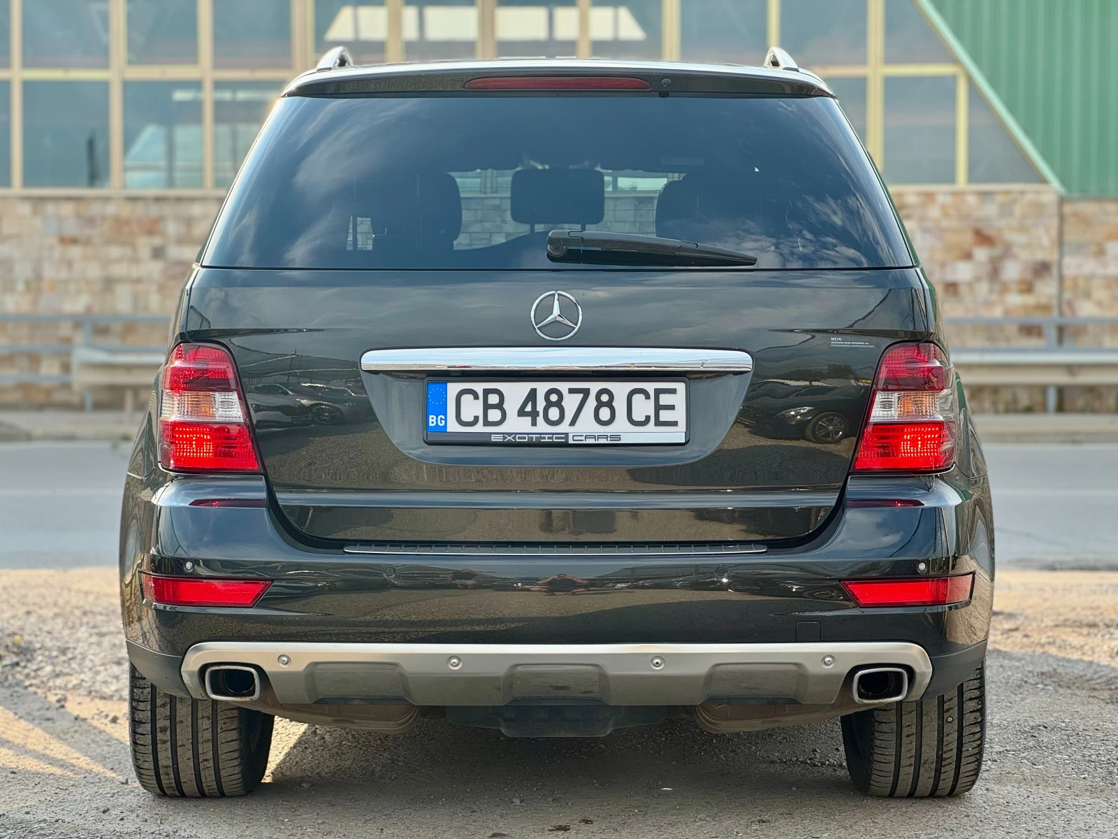 Mercedes-Benz ML 350 Bluetec ! 4matic ! Спорт пакет  ! DESIGNO ! SWISS - изображение 5