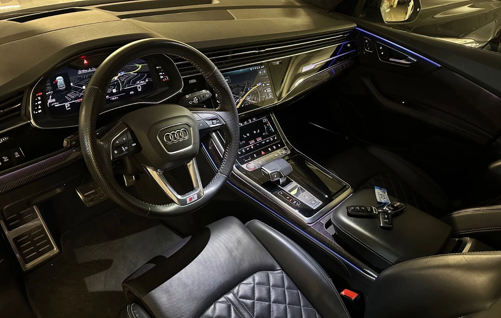 Audi SQ8 QUATTRO/435HP/HD-MATRIX/HUD/22/PANO/CAM/596v - изображение 8