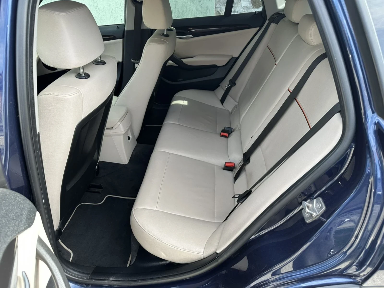 BMW X1  - изображение 8
