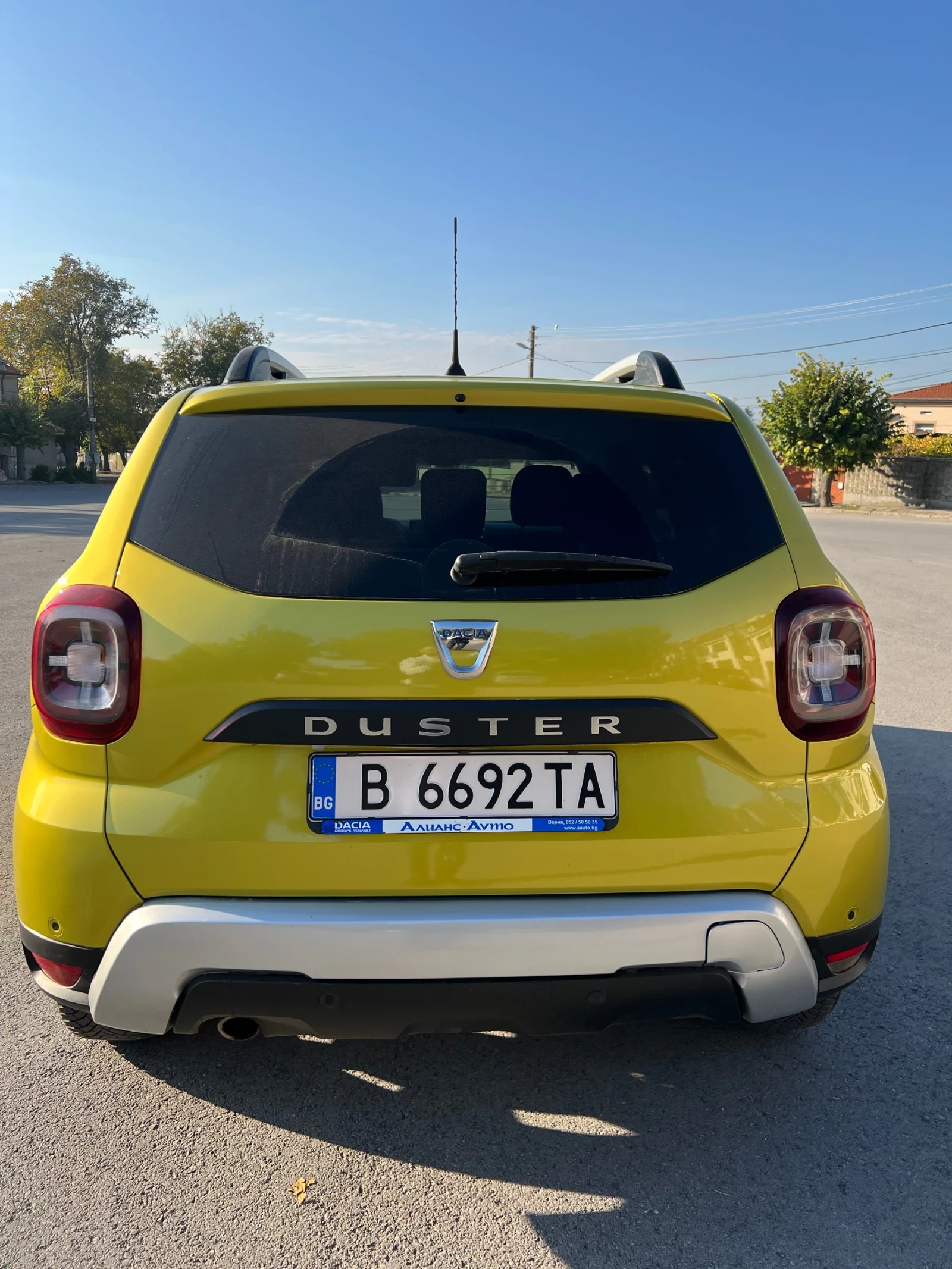 Dacia Duster * 1.5dci* 115hp* 4x4* ТАКСИ*  - изображение 7