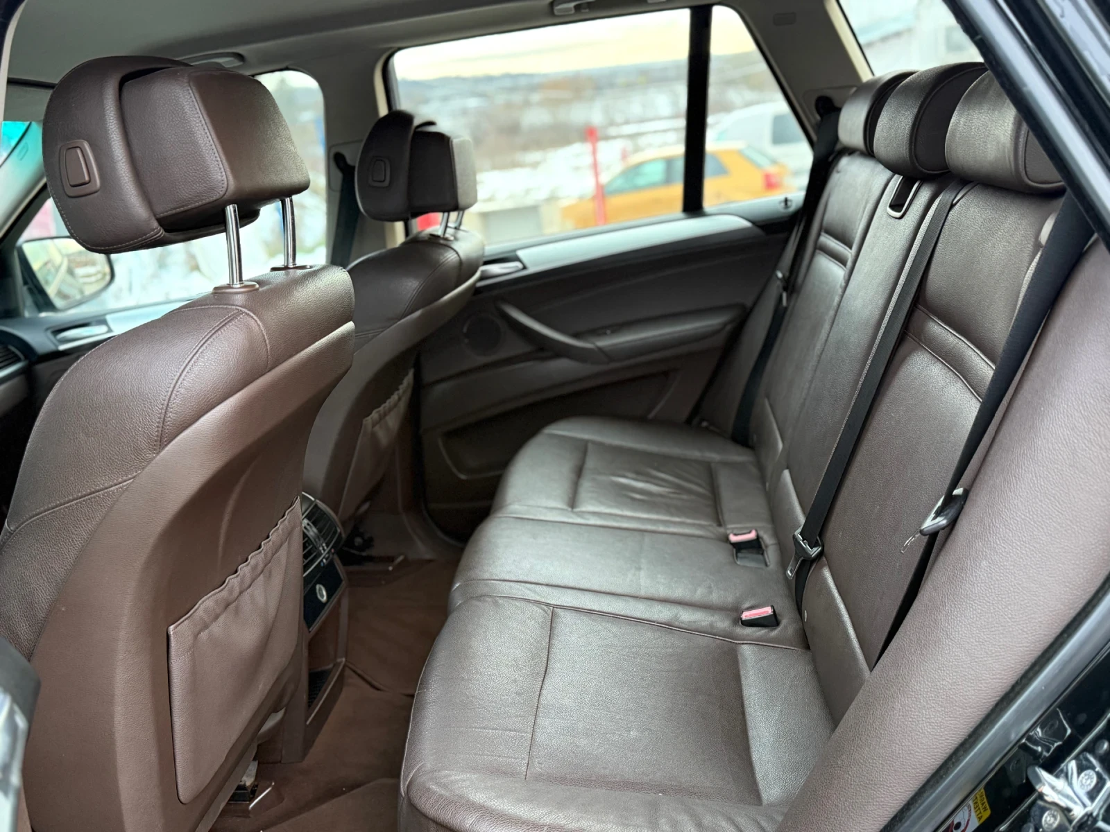 BMW X5 3.0SD - изображение 8