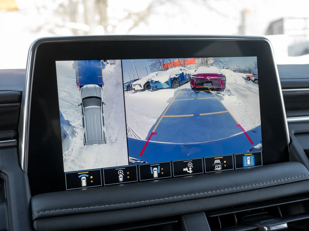 Gmc Yukon  SLT- HD Surround Vision | Ventilated Seats, снимка 9 - Автомобили и джипове - 53861368