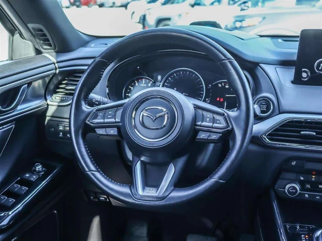 Mazda CX-9 * TURBO | AWD | LEATHER | CARPLAY | 7 PASS | BOSE , снимка 11 - Автомобили и джипове - 53876634