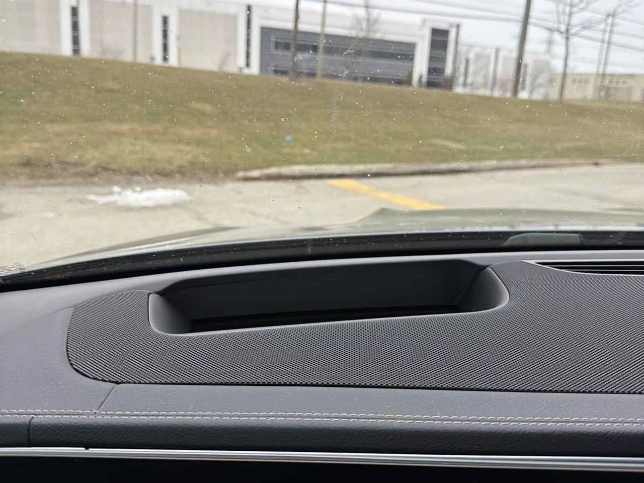 Mercedes-Benz GLE 53 4MATIC | DISTRONIC| ОБДУХВАНЕ| 360| HUD| PANO| 2 КЛЮЧА, снимка 14 - Автомобили и джипове - 53898071