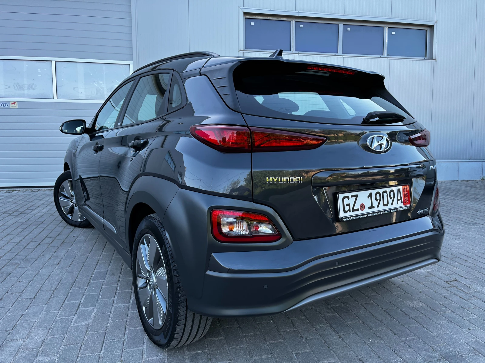 Hyundai Kona EV FASHION 64KW/h 204 k.�. SOH-100% �����, 8��.��� | Mobile.bg � ����������� 3