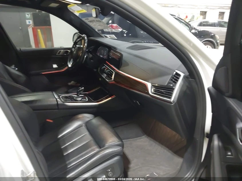 BMW X5 3.0l xDrive40I, снимка 5 - Автомобили и джипове - 54572660