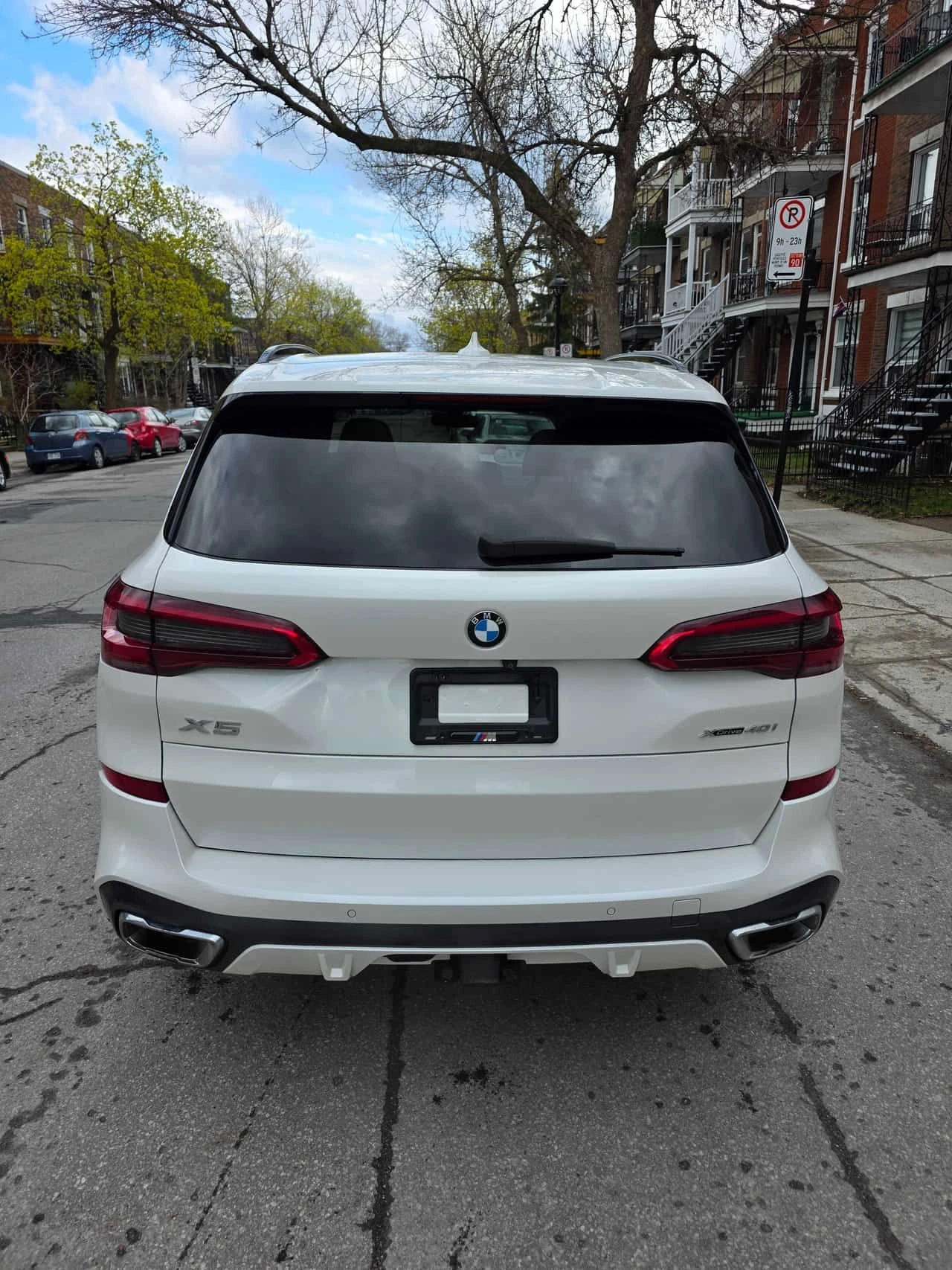 BMW X5 xDrive40i M SPORT/LASER/360/PANO/DIS/ОБДУХВАНЕ, снимка 5 - Автомобили и джипове - 54616134