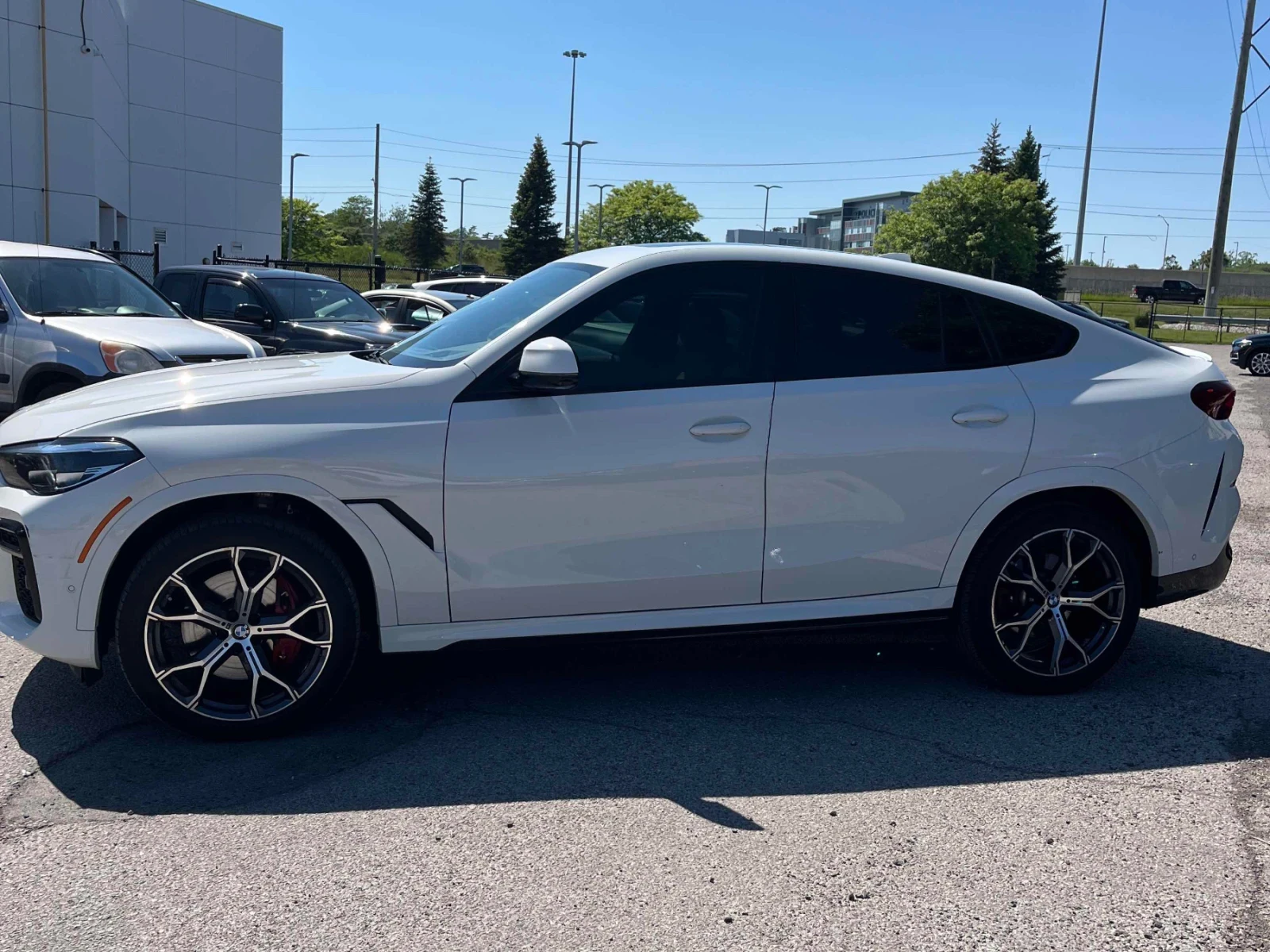 BMW X6 M ПАКЕТ * ДИСТРОНИК * ПОДГРЕВ * ПАНОРАМА * 360, снимка 2 - Автомобили и джипове - 54781215